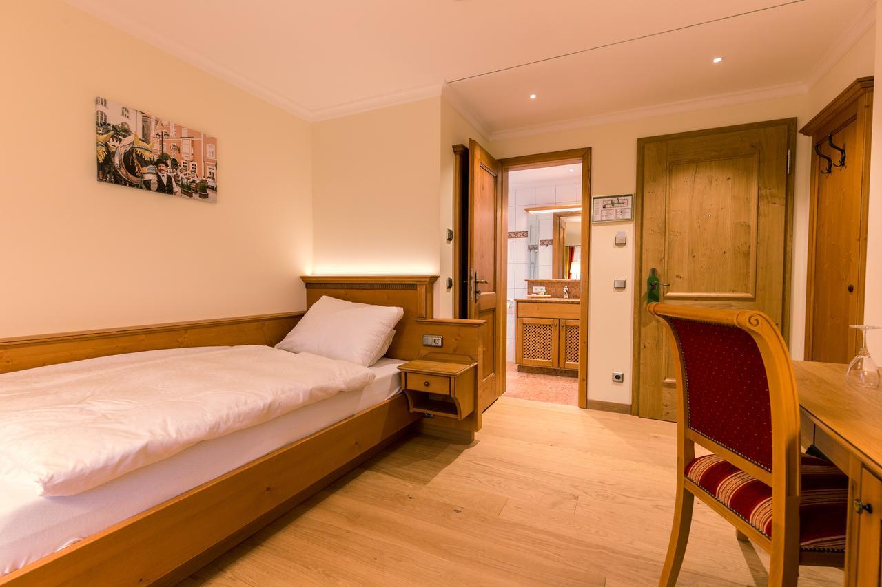 Hotel&gaststätte Zum Erdinger Weißbräu 3* München